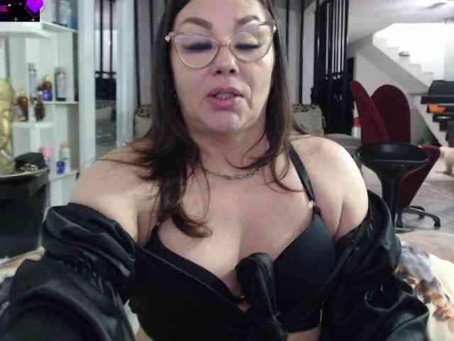 Myrnasexxx webcam