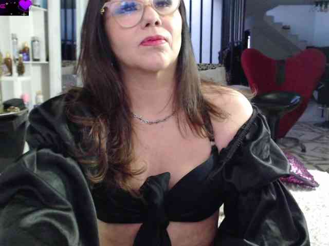 Modella: Myrnasexxx