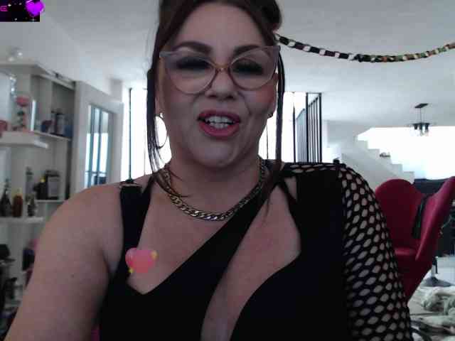 Myrnasexxx's webcam live show