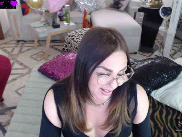 Myrnasexxx webcam