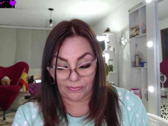 Myrnasexxx webcam