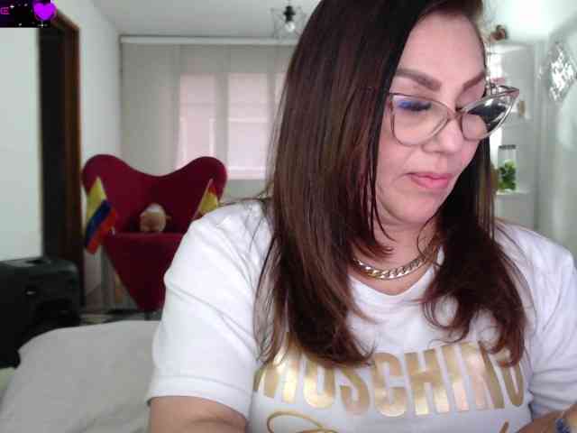 Myrnasexxx webcam