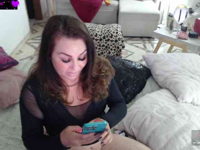 Myrnasexxx webcam