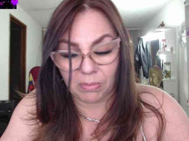 Myrnasexxx webcam
