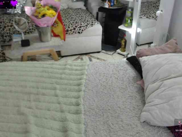 Myrnasexxx webcam