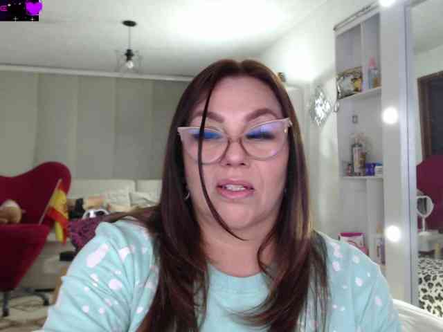 Myrnasexxx webcam