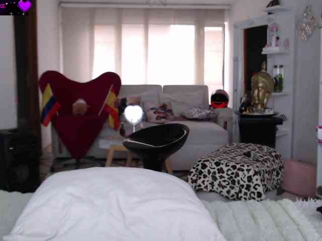 Myrnasexxx webcam