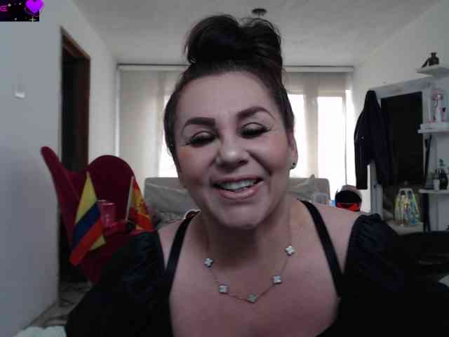 Modella: Myrnasexxx