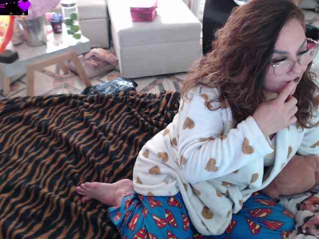 Myrnasexxx webcam