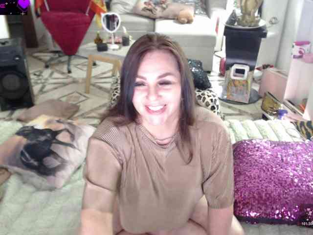 Myrnasexxx webcam