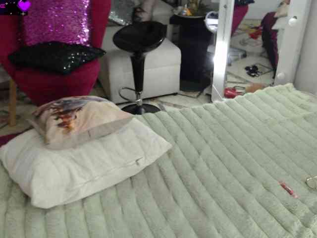 Myrnasexxx webcam