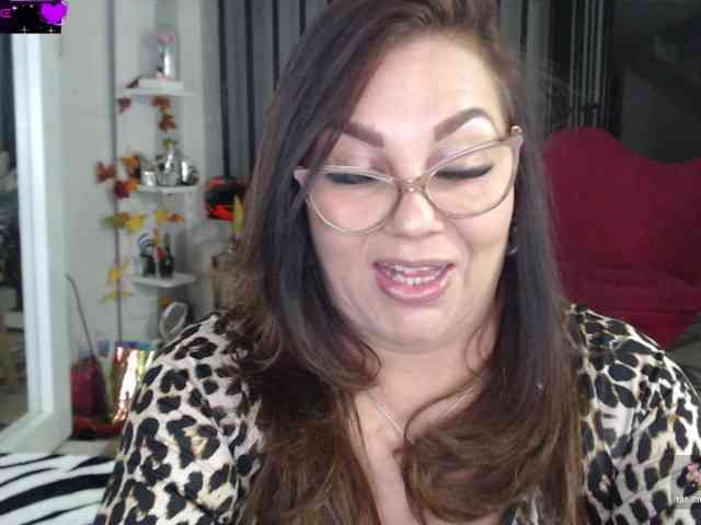 Myrnasexxx webcam