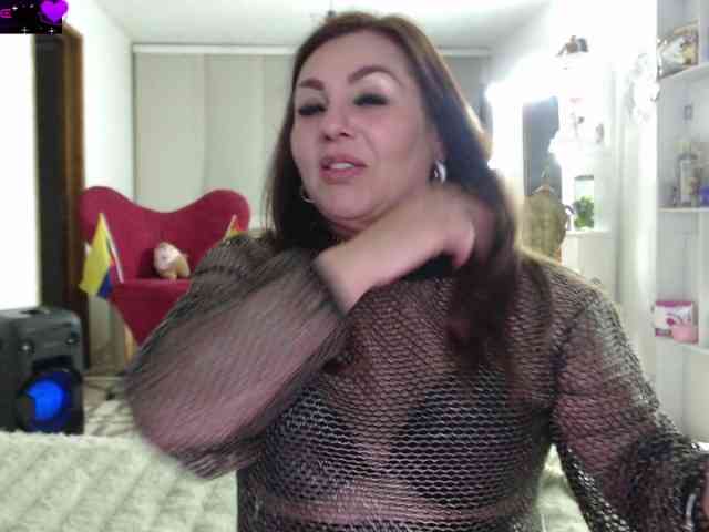 Myrnasexxx webcam