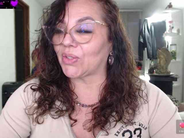 Myrnasexxx webcam