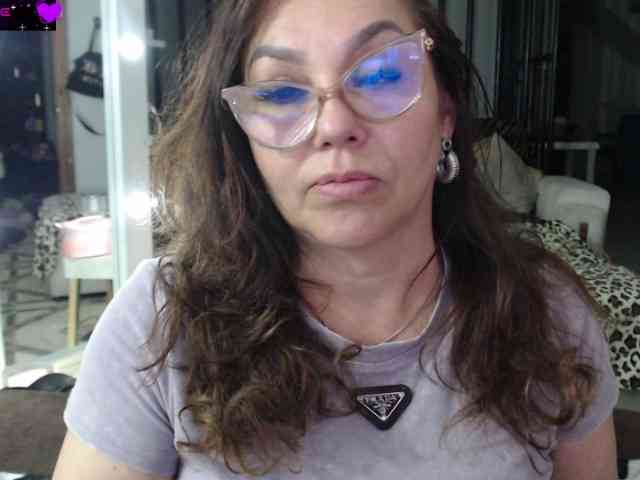 Myrnasexxx webcam