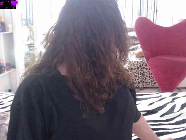Myrnasexxx webcam