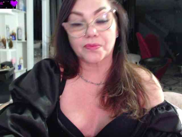 Myrnasexxx webcam