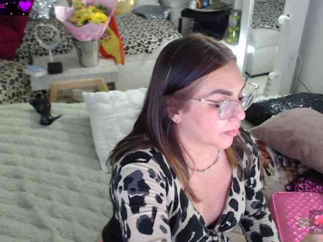 Myrnasexxx webcam