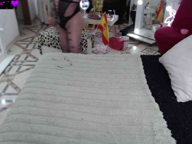Myrnasexxx webcam