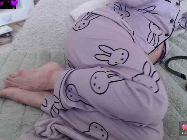 Myrnasexxx webcam