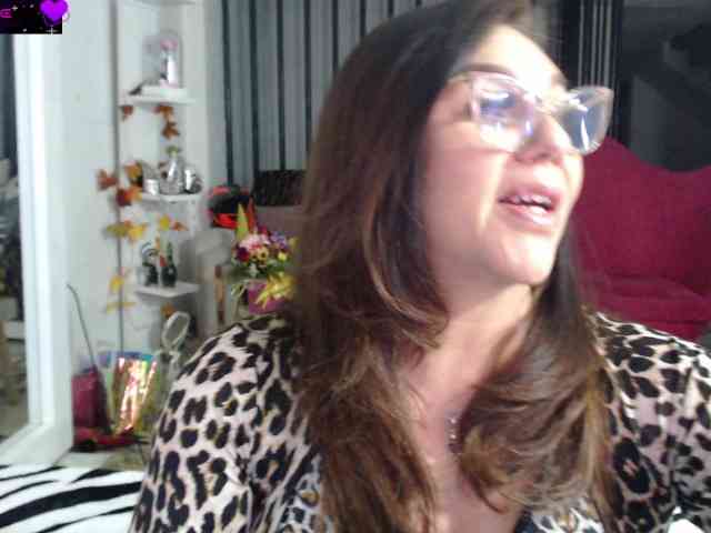 Myrnasexxx webcam
