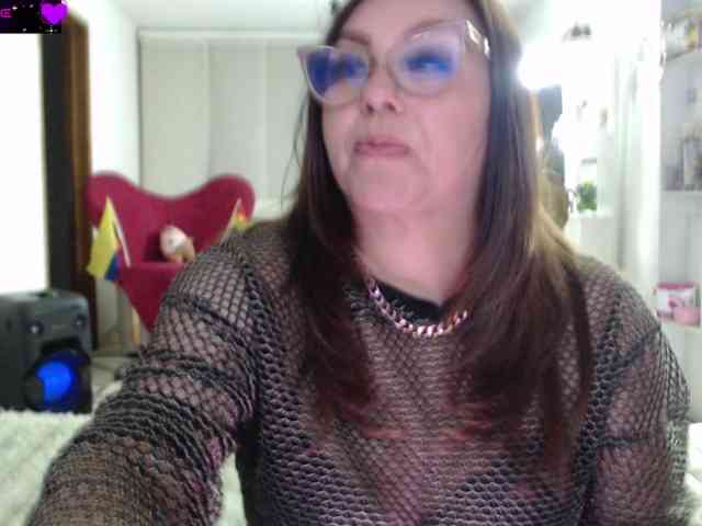 Myrnasexxx webcam