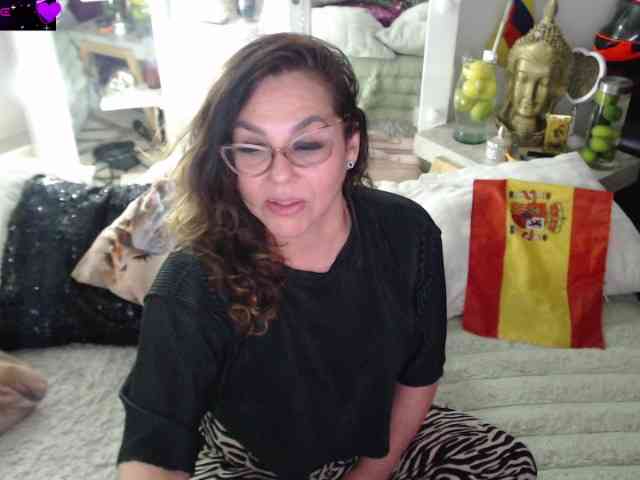 Myrnasexxx webcam