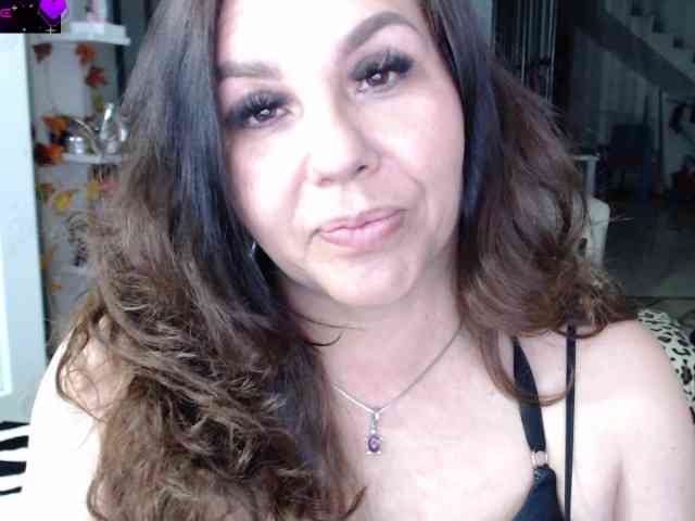 Myrnasexxx's Sexcam