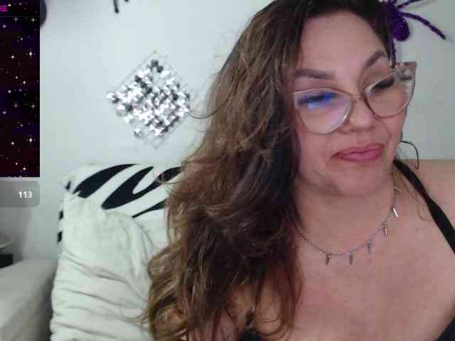 Myrnasexxx's webcam live show