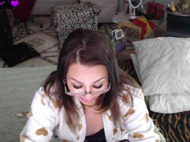 Myrnasexxx webcam
