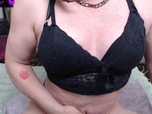 Myrnasexxx webcam