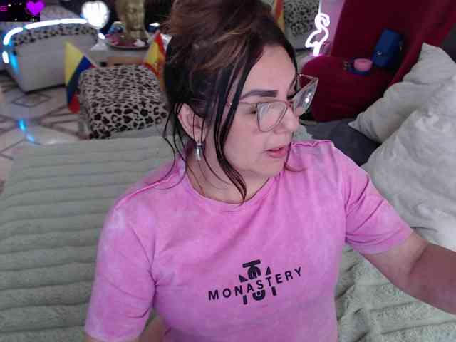 Myrnasexxx Live Webcam on BongaCams