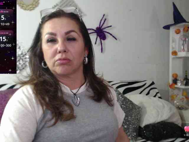 Myrnasexxx webcam