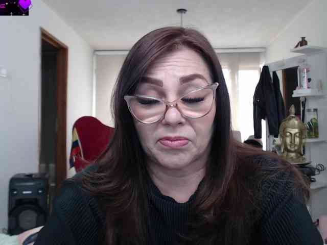 Myrnasexxx webcam