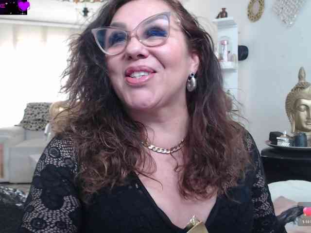 Myrnasexxx webcam
