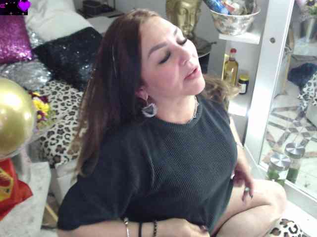 Myrnasexxx webcam