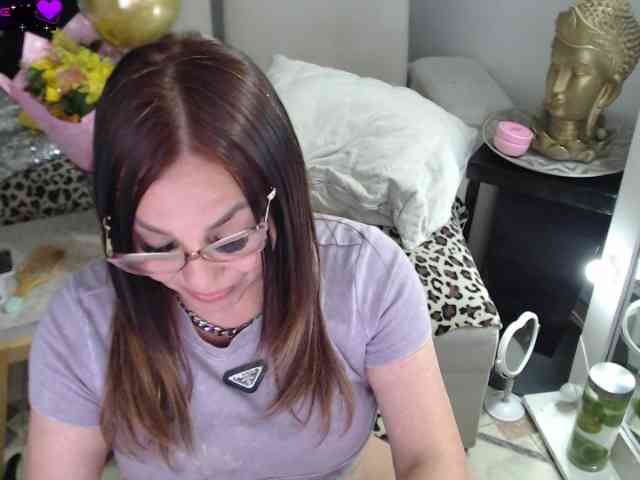 Myrnasexxx webcam