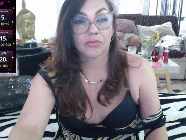 Myrnasexxx webcam