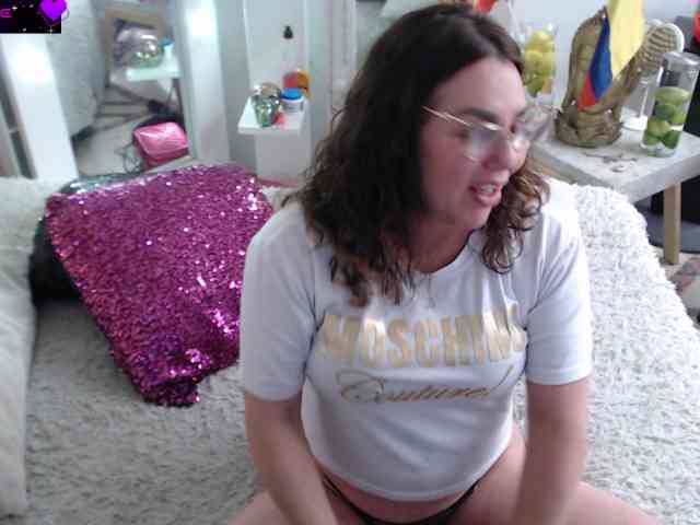 Myrnasexxx webcam