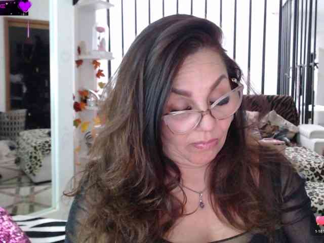 Myrnasexxx webcam