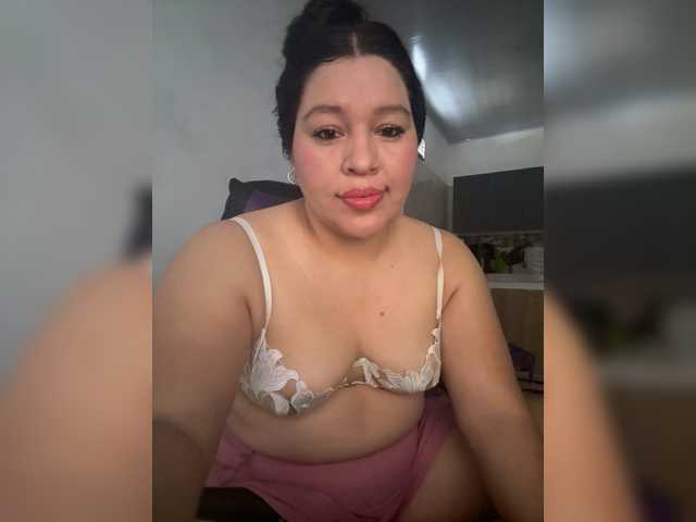 cocoblwe93 live cam on BongaCams