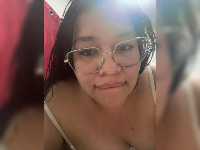 cocoblwe93 live cam on BongaCams