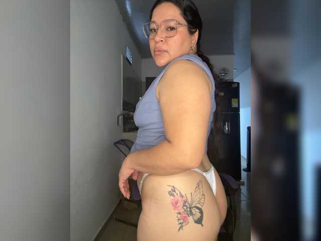 cocoblwe93 live cam on BongaCams