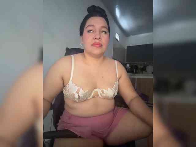cocoblwe93 webcam