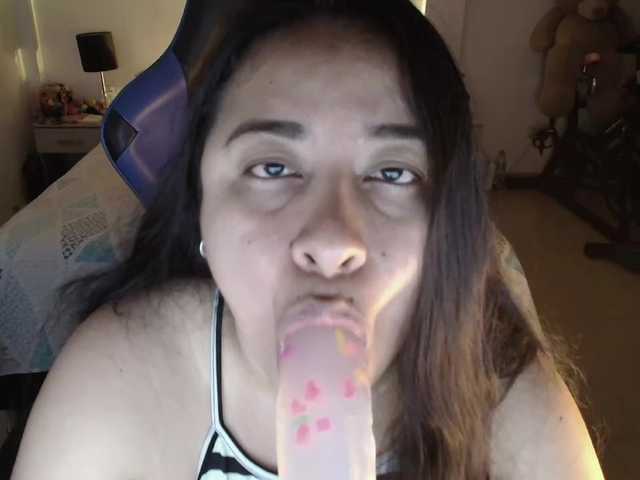 LauraHo live cam on BongaCams