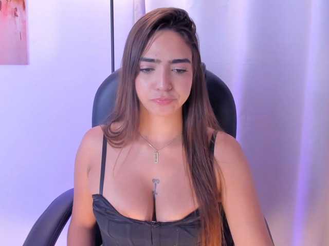 MariamRivera live cam preview