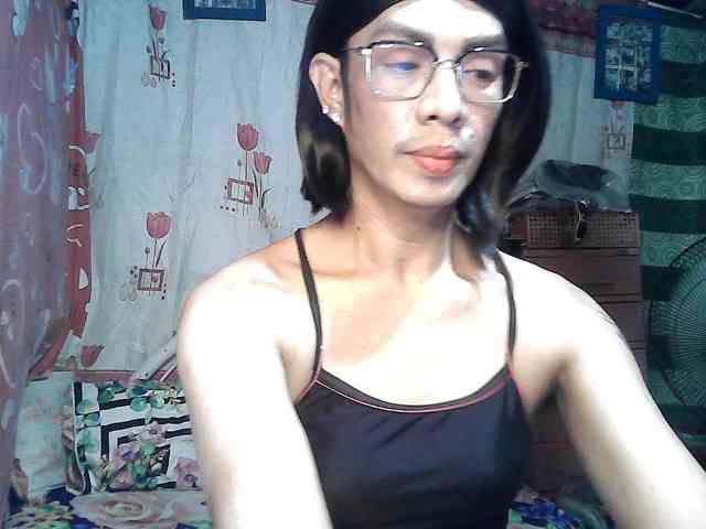 royalqueen4u's live room