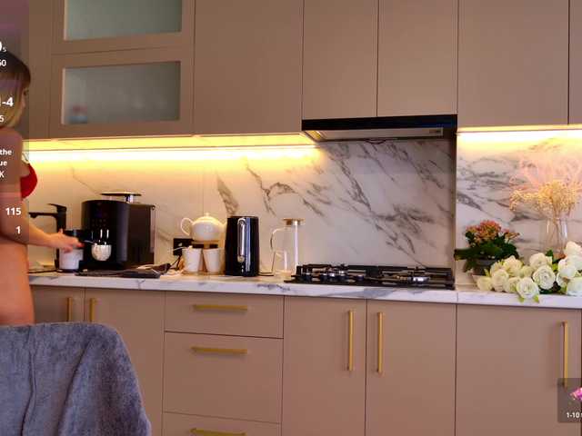 SEXPARAA's BongaCams show and profile