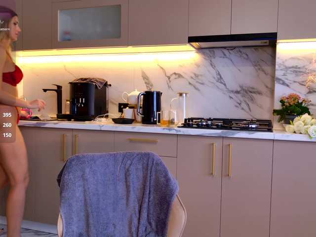 SEXPARAA's BongaCams show and profile