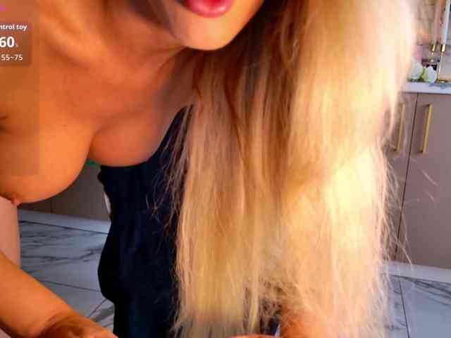 Nessy_Deville